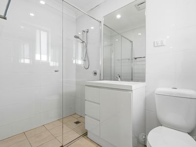 2 / 70 Rooty Hill Road North, Rooty Hill