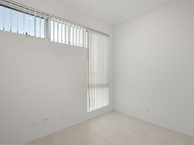 4 Lustre Rd, Baldivis