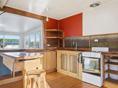 7 Sixth Avenue, Dodges Ferry