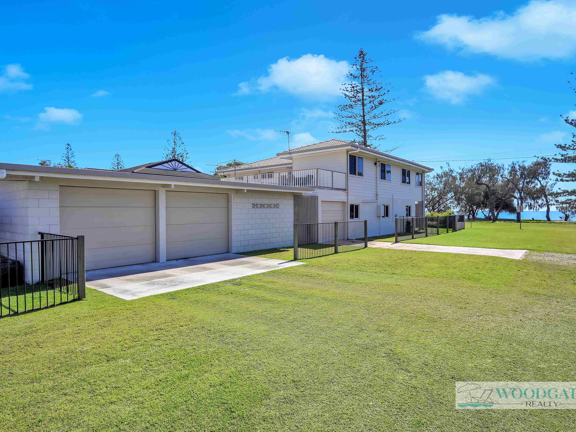 101 Esplanade, Woodgate