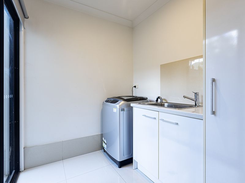 2 / 35 Broadwater Road, Mount Gravatt East