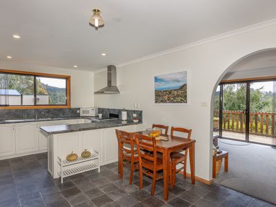 93B Old Road, Franklin