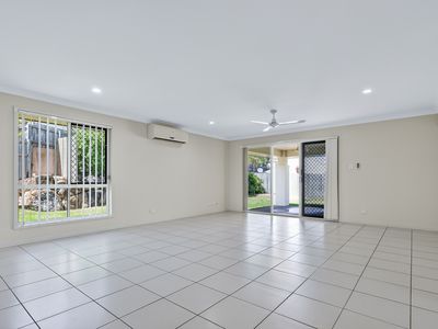 46 Menara Circuit, North Lakes