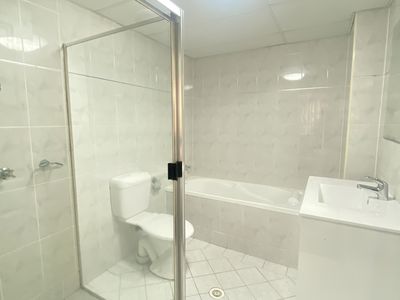12/181 Hawkesbury Road, Westmead