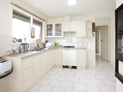 1 Brook Court, Hampton Park