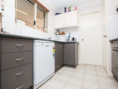 8 / 4 Reynolds Place, South Hedland