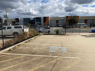 2 / 87 Riverside Avenue, Werribee