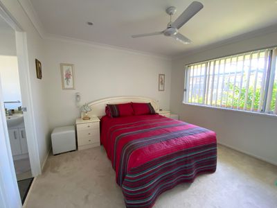 3 O'Connell Pde, Urraween