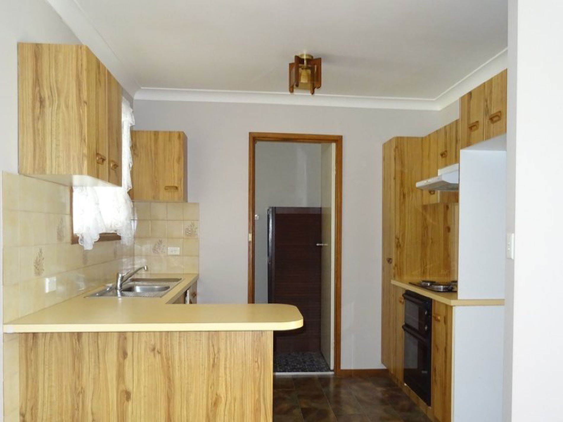 33 Blackbutt Way, Barrack Heights