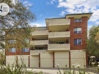 15 / 21-27 Meadow Crescent, Meadowbank