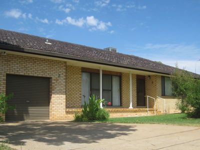 2 Keane Avenue, Dubbo