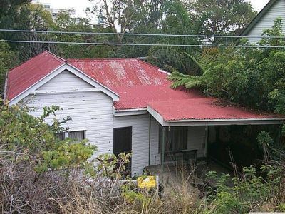 4 Gertrude Street, Highgate Hill