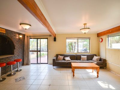 9 Surrey Road, Bellbird Park