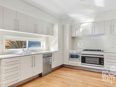 16 Northcott Avenue, Eastwood