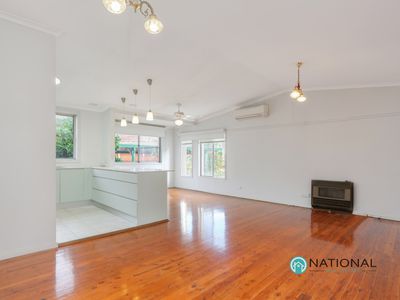11 Ronald Place, Guildford