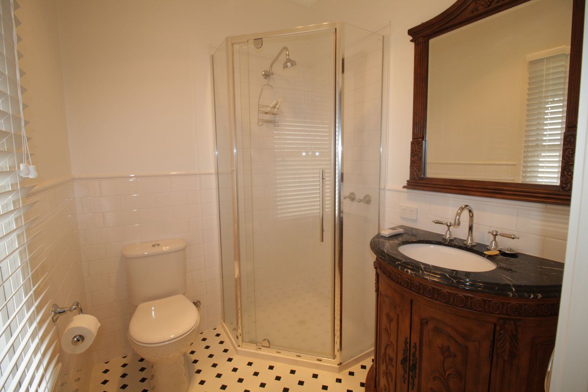 2 Hunter Street, Mansfield