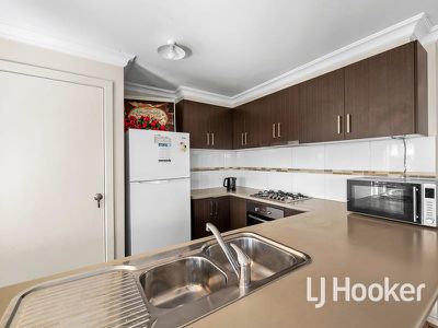 12 / 284 Pound Road, Hampton Park
