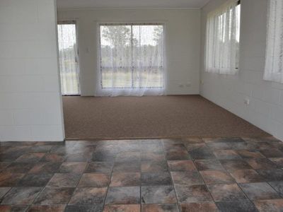 112 Toomey's Road, Taabinga