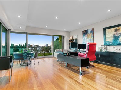 2 Witcomb Place, South Perth