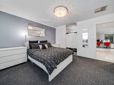 17 Shaftesbury Way, Wellard