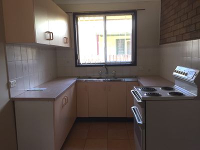 1 / 104 Parkes Street, Oak Flats