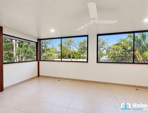 Versatile Family Living in Old Tewantin with only One Neighbour image 23