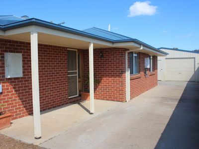 5 Warrens Lane, Rutherglen