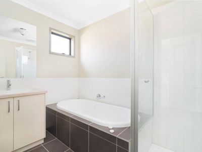 27 Simmie Street, Elmore