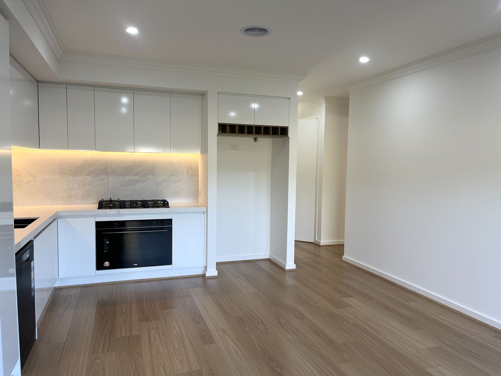 3 Hangar Street, Werribee
