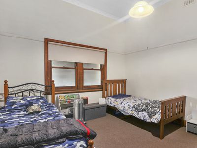 51 Anzac Ave, Seymour