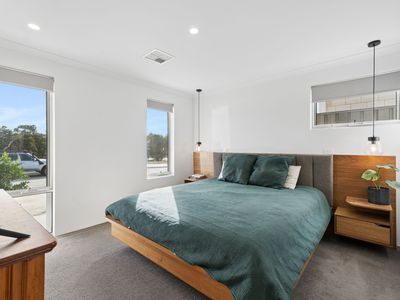 52 Sugargum Rise, Kiara