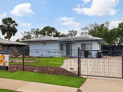 33 Bonson Tce , Moulden