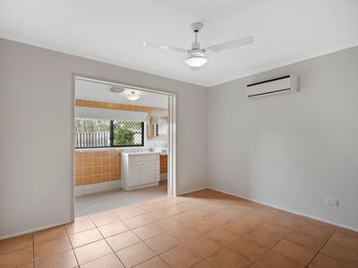 109 Mary Street, Blackstone