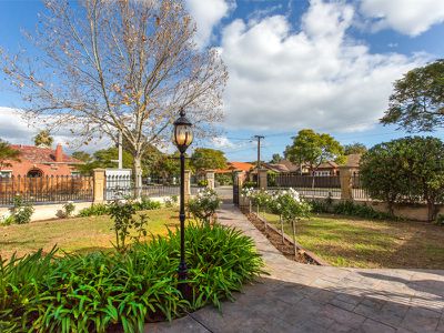 23 Brenton Avenue, South Plympton