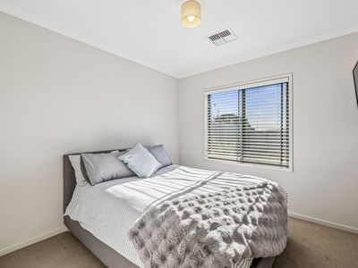 6 Saint Andrews Boulevard, Normanville