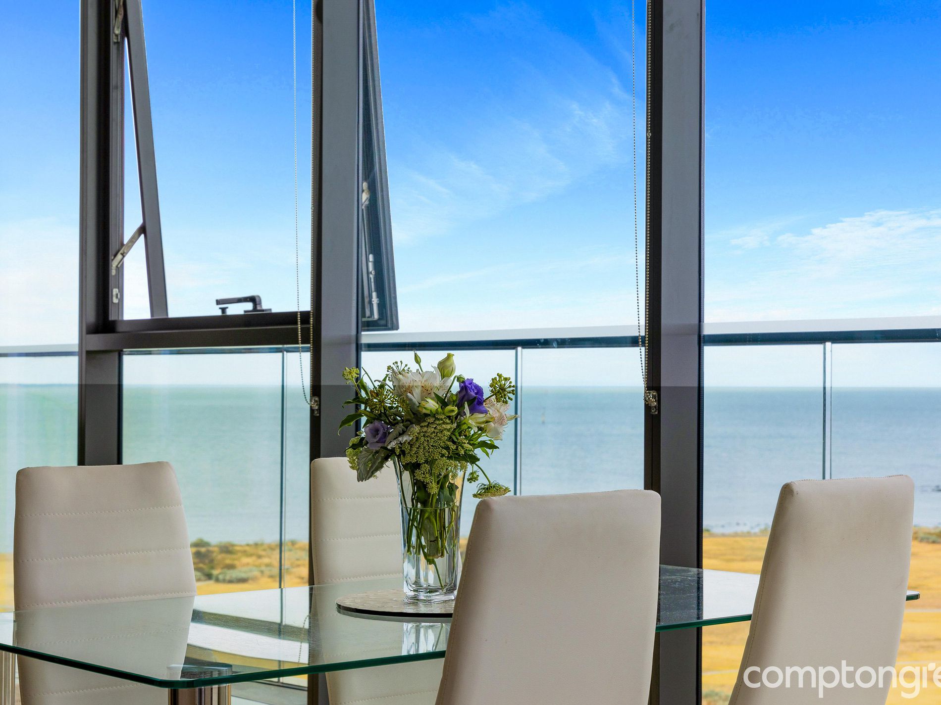 810 / 25 Windsor Terrace, Williamstown