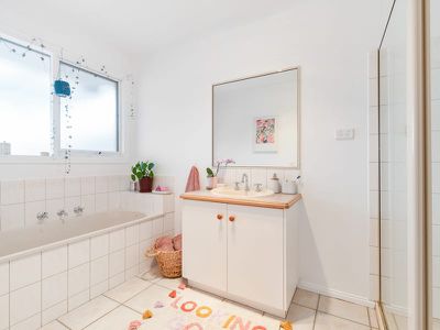 2 Oakbank Place, Somerville