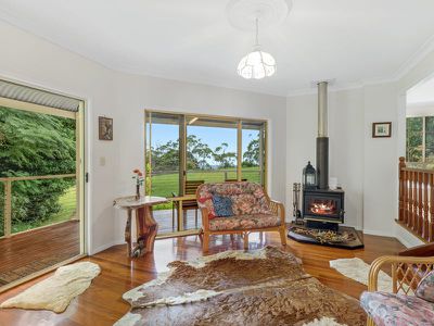 2 Mill Hill Rd, Montville