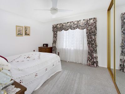50 Devonshire Crescent, Oak Flats