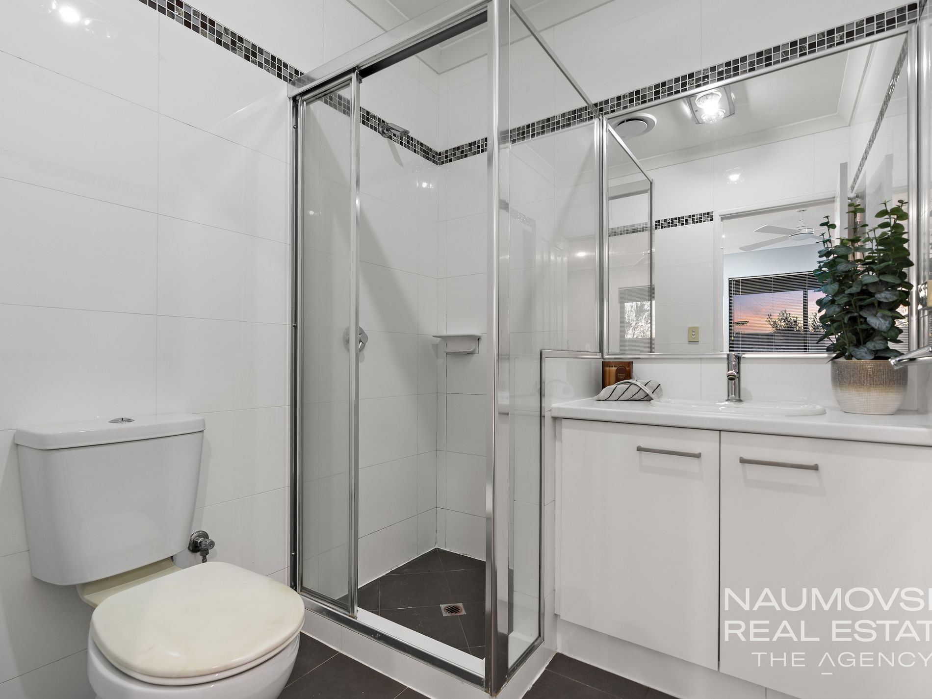 27B Canara Road, Westminster