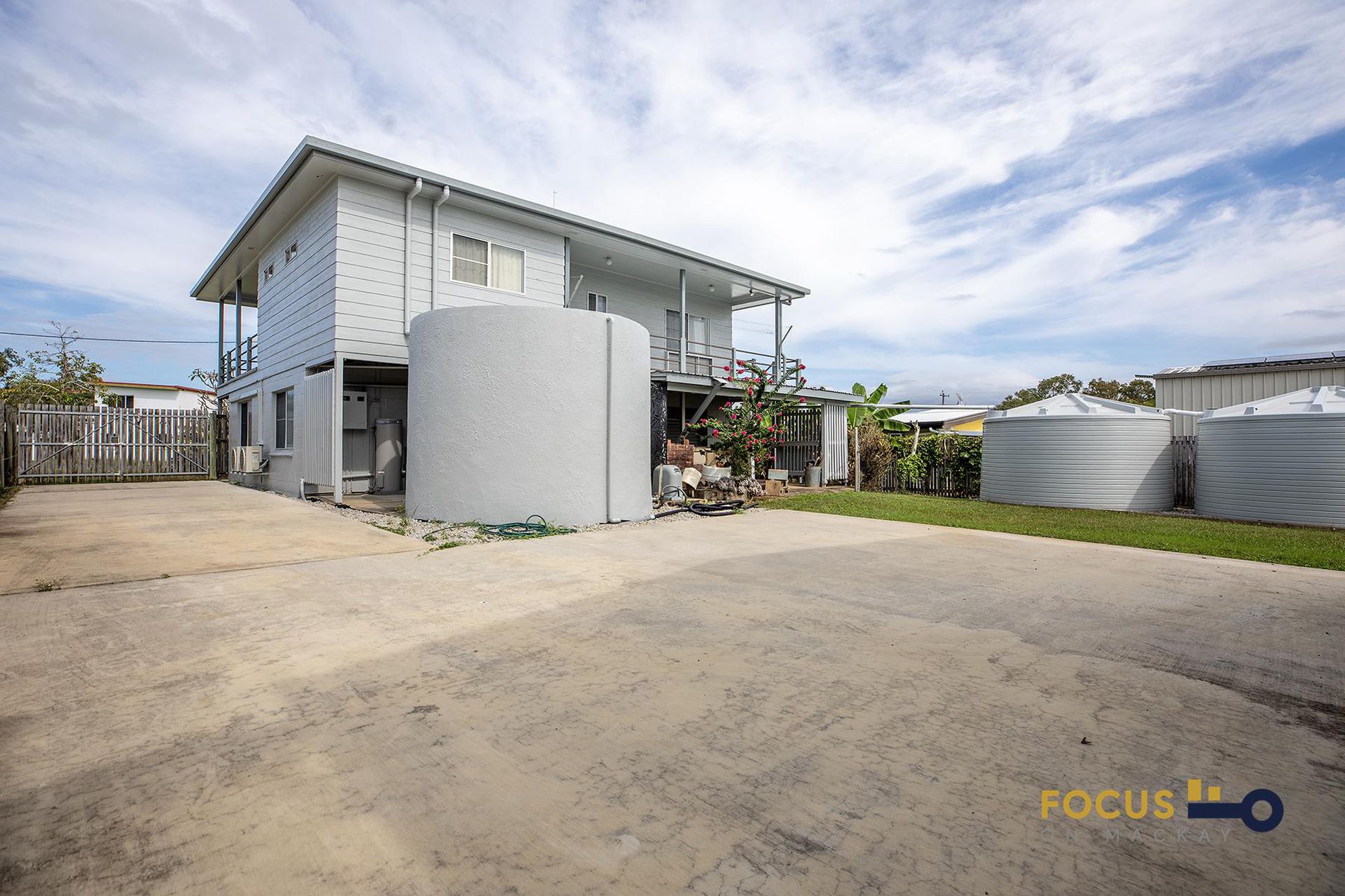 10 Rosella Street, St Helens Beach