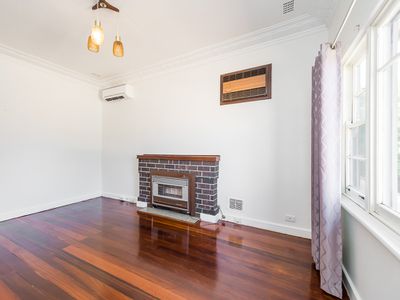 76 Shaftesbury Avenue, Bayswater