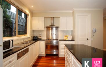 9 Gwendoline Drive, Berwick