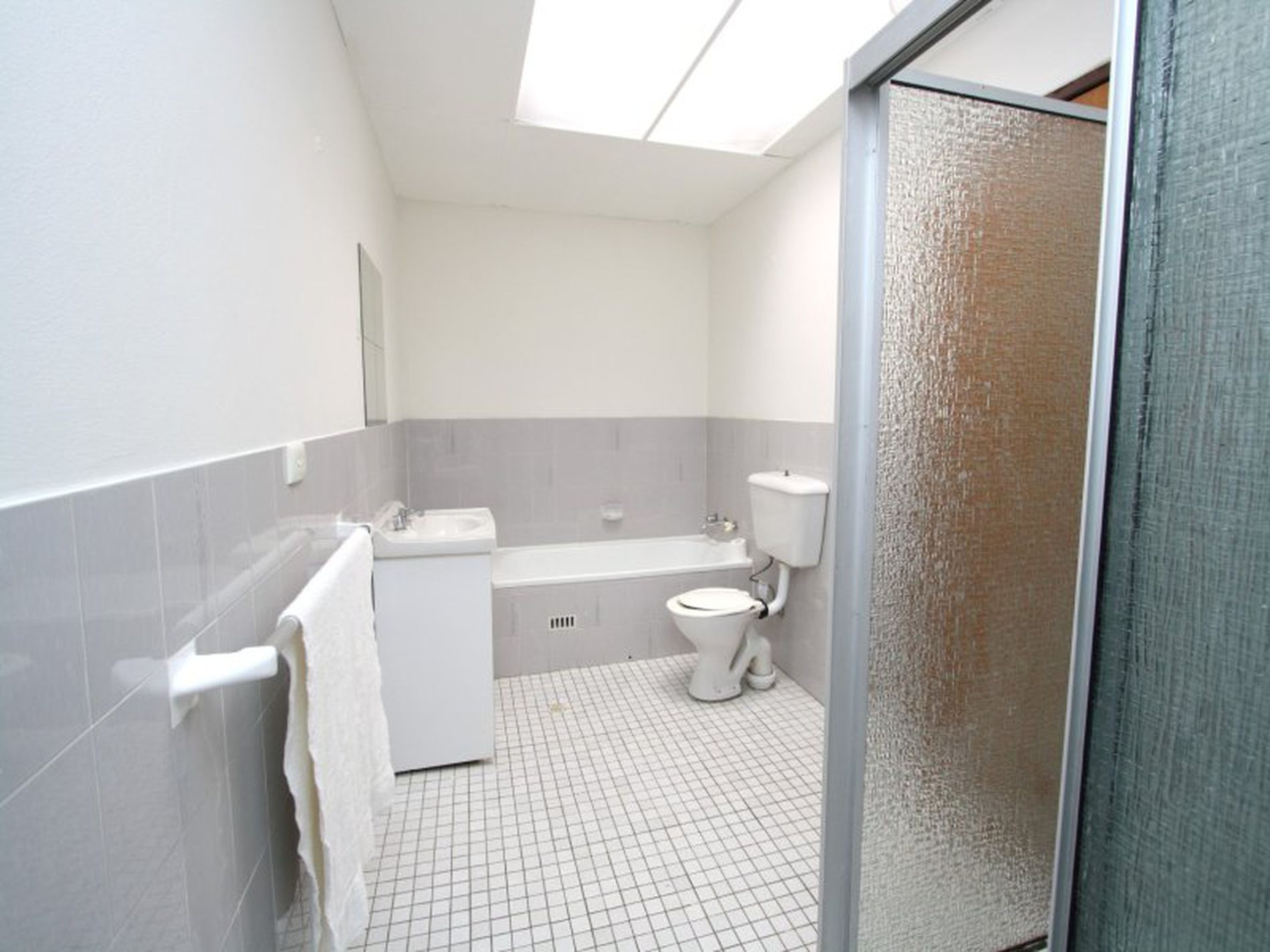 9 / 1 Haig Avenue, Georges Hall