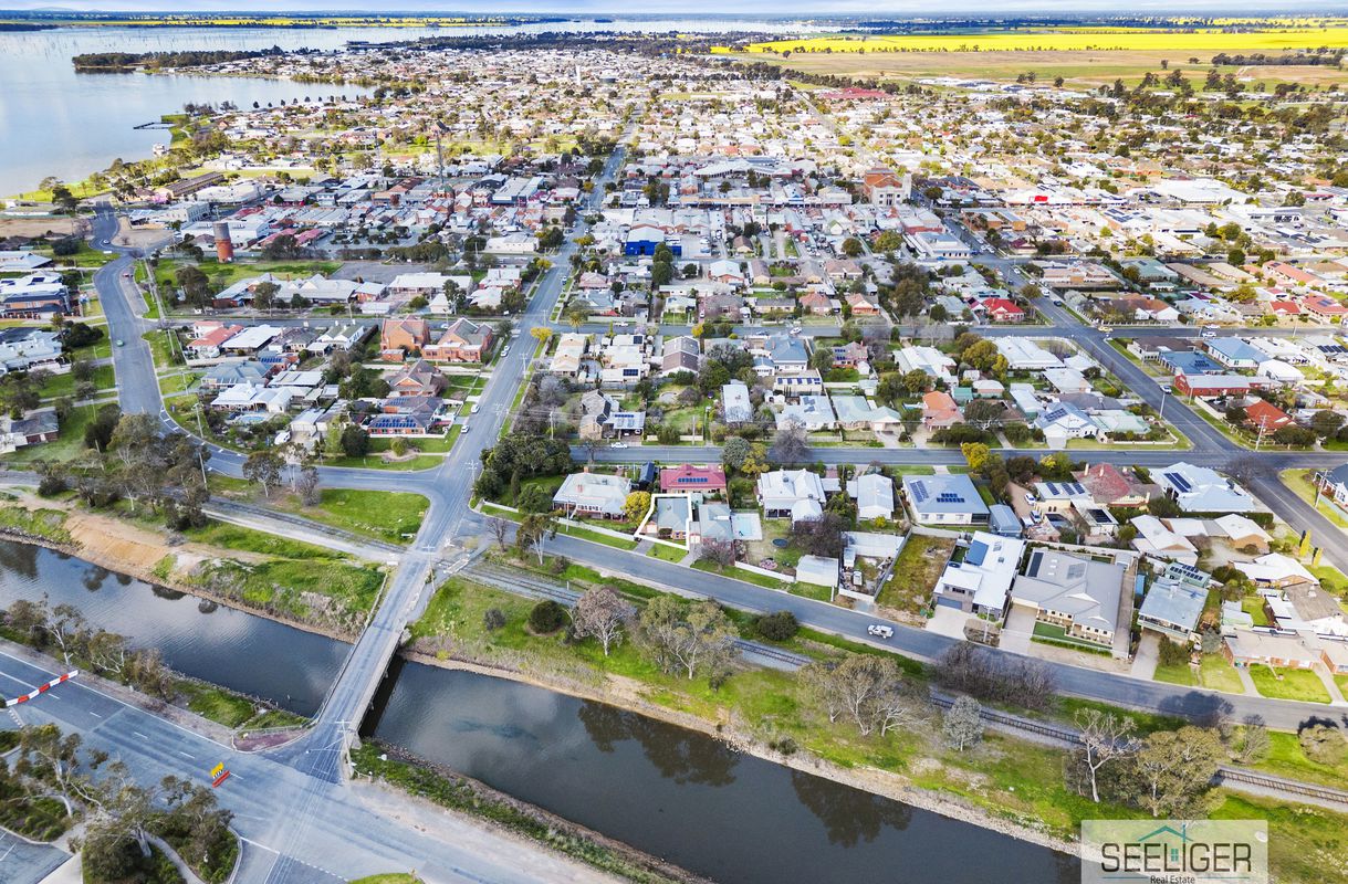 11A Irvine Parade, Yarrawonga Seeliger Real Estate