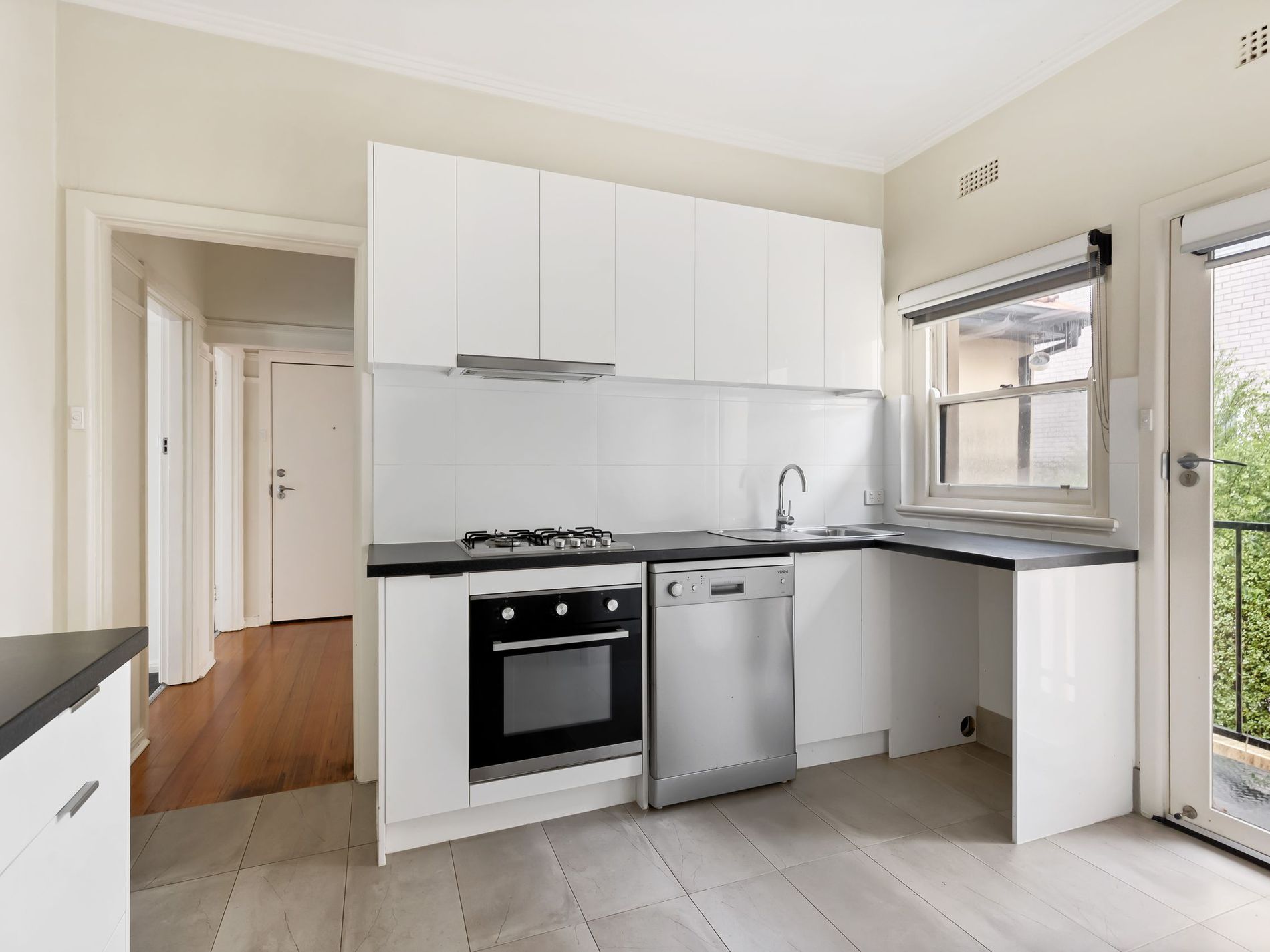 4/107 Westbury Street, Balaclava