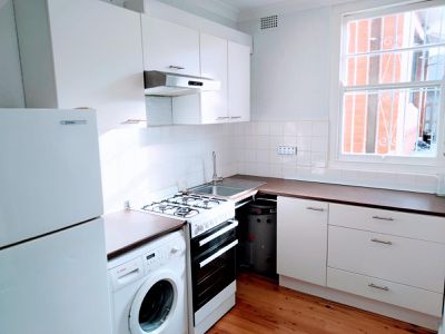 1 / 4 Moore Street, Bondi Beach