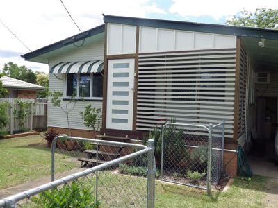 6 Walkers Lane, Booval