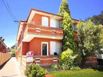 4 / 83 Hampden Road, Lakemba