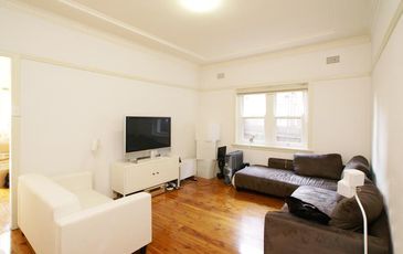 2 / 9 Brae St, Bronte